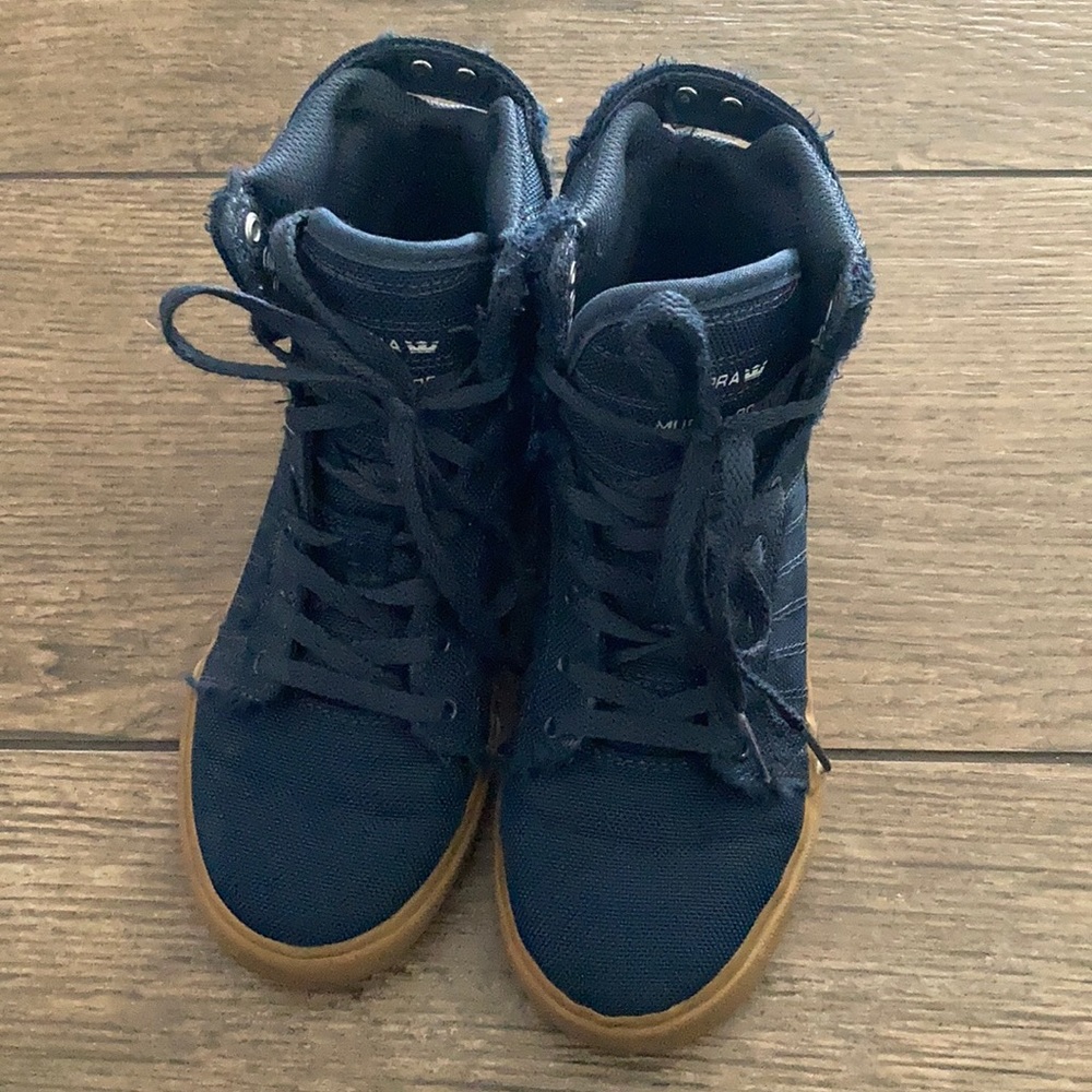 Boys Supra sneakers